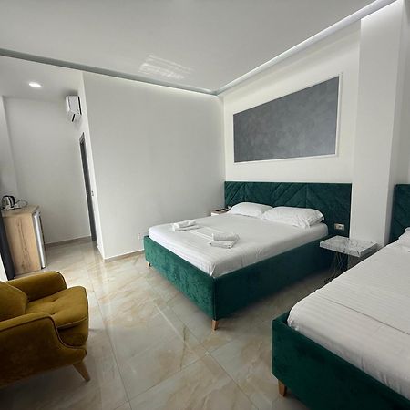 Shëngjin Hotel Leodori 1 מראה חיצוני תמונה