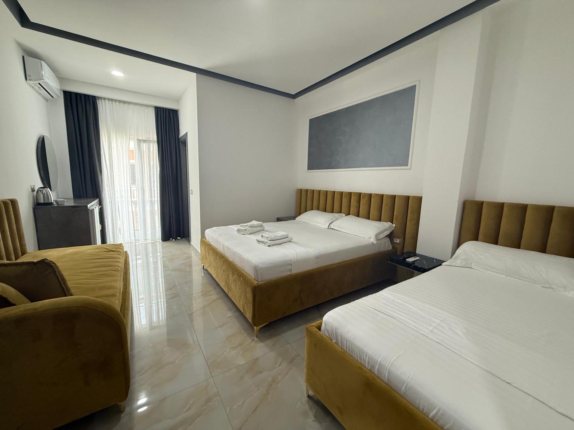 Shëngjin Hotel Leodori 1 מראה חיצוני תמונה