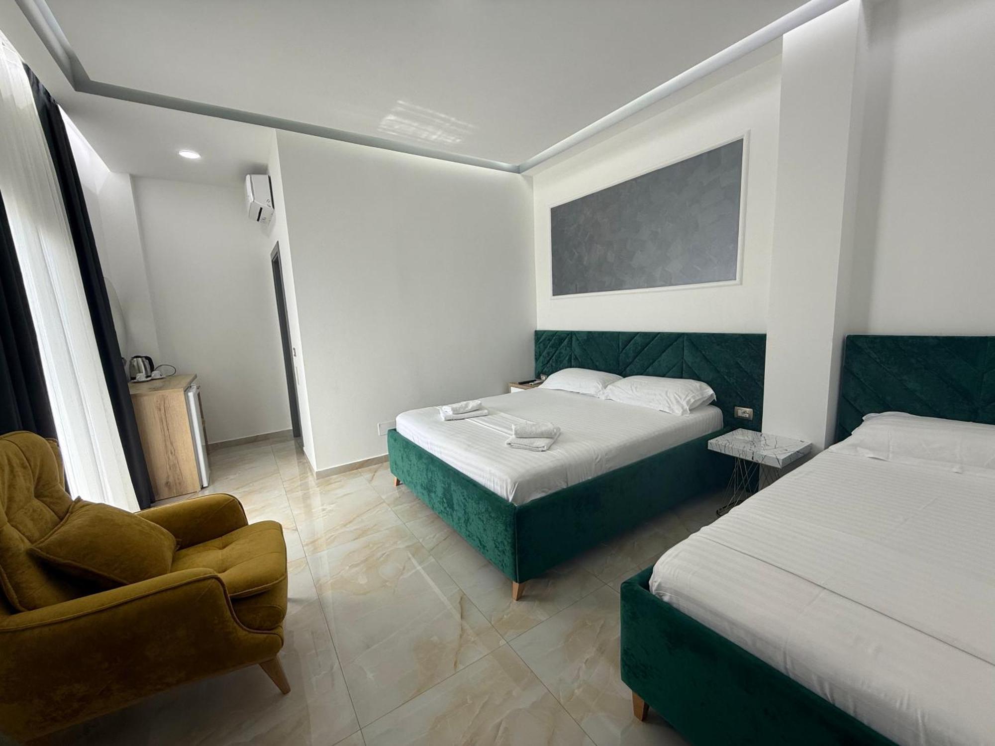 Shëngjin Hotel Leodori 1 מראה חיצוני תמונה