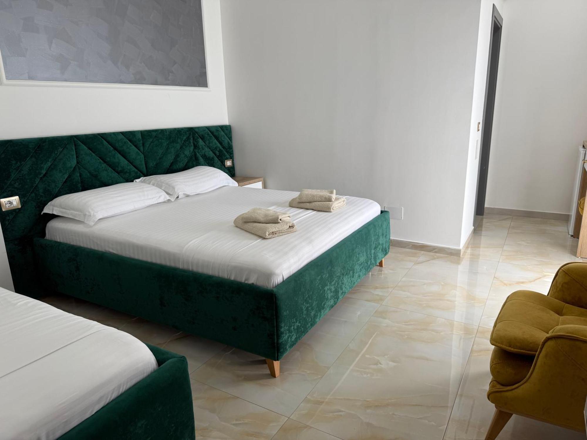 Shëngjin Hotel Leodori 1 מראה חיצוני תמונה